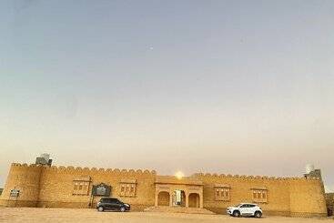 فندق Golden Fort Resort