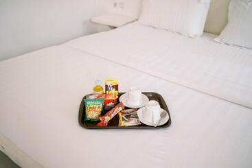 Отель Morika Inn