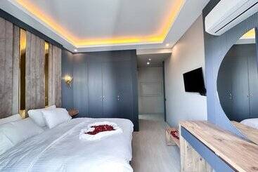 فندق Teker Luxury