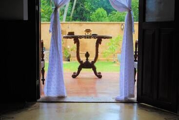 酒店 The Kabok Villa By Vivanya