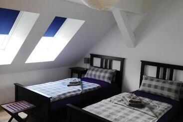 Пансион Apartmenthaus Mehrow