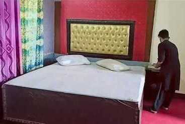 پانسیون Libra Guest House