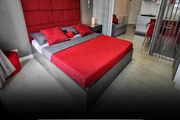 Cozy Apartment With Lagoon View