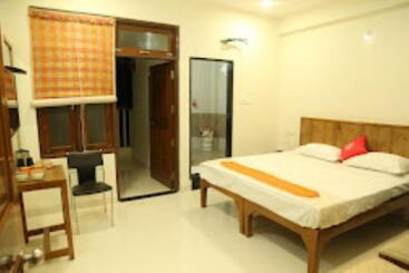 Hotel Aamantran@fortmaheshwar,maheshwar