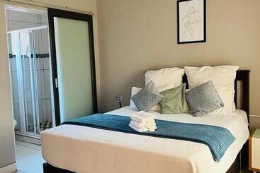 ペンション Laguna Guesthouse