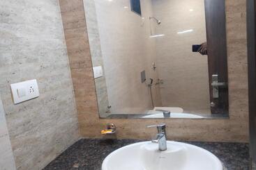 Rani Palace Hotel And Resort