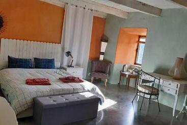 مبيت وإفطار Le Pas Sage Au Trible, Suites Bambou/ La Source/ Tataouine