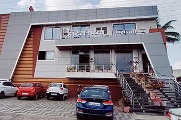 Fabhotel Priya Lodging