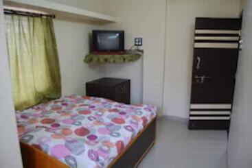 בית מלון כפרי City Plaza,burhanpur