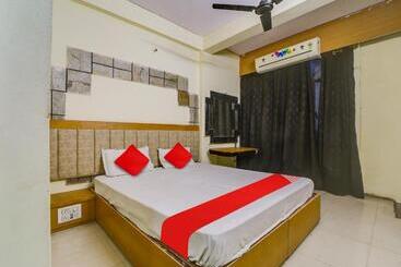 Oyo Hotel Shivalik Gold