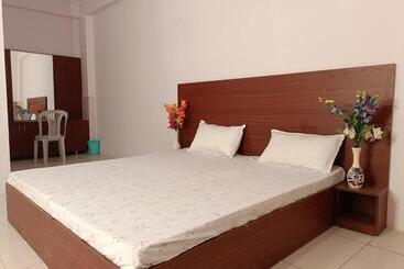 פנסיון Narayan Guest House