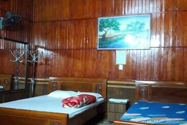 پانسیون Nhà Nghỉ Hoàng Linh