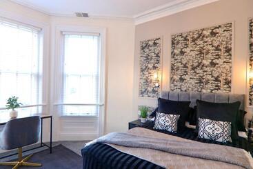 بنسيون The Grand Guest House   Bond Street