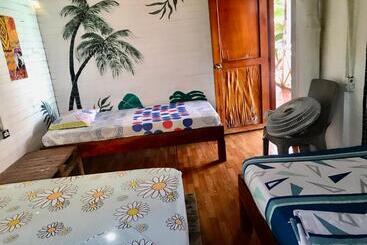 הוסטל Alojamiento Playa Blanca Barú. Inhousecaribe