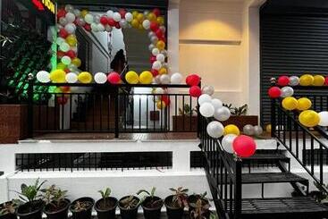 호스텔 Marhaba Family Dormitory