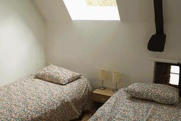 مبيت وإفطار La Mancellière De Montjoie Chambre Chez Stéphanie