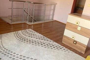 Hostel In Bahcelievler