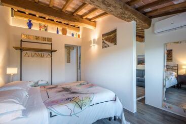 Lo Ziro   Agriturismo La Roverella