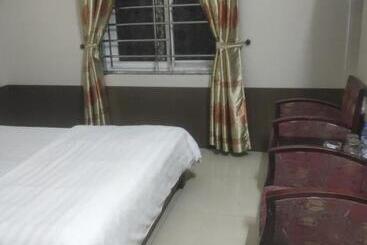 پانسیون Khác Sạn Việt úc