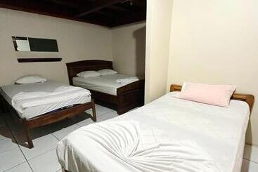 هاستل Casa De Hospedaje Pedernales