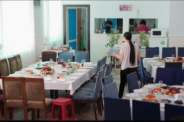 تختخواب و صبحانه демалыс үйі риза гостевой дом