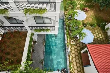 هتل Legend Ancient Town Hoi An