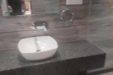 فندق Radiance, Ahmednagar