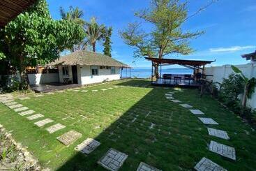 پانسیون Angelito S Beach House Villa 2