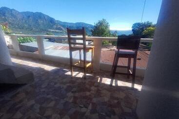 پانسیون Casa Flor Jazmine