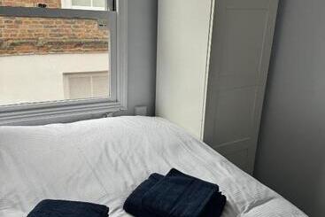 بنسيون Windsor Wine & Dine