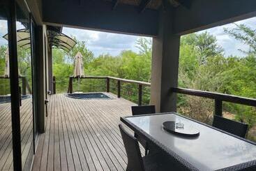 استراحتگاه Mjejane Bush Camp