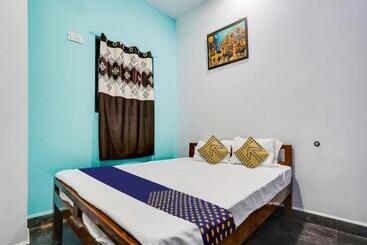 Spot On Hotel Royal Stay