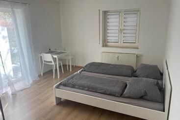 旅馆 Monteurzimmer Mk