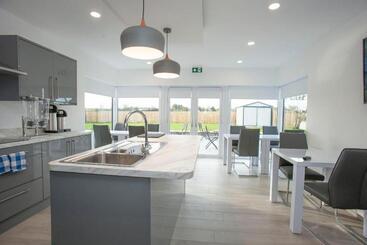 مبيت وإفطار Causeway Guest Accommodation