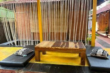 Hotel House Of Happiness