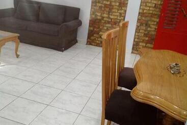 بنسيون Abeer Guest House