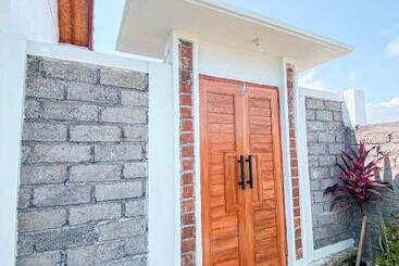 פנסיון Turtle House Surf & Stay