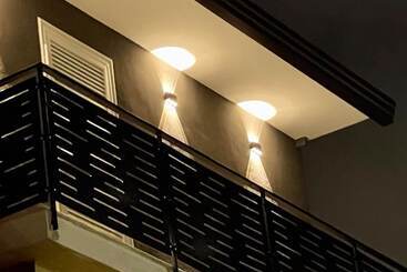 تختخواب و صبحانه Airport Napoli