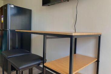 Aparthotel Condo • Wifi Up To 100mbps • Pool • Netflix&chill