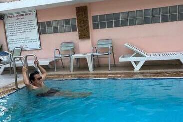 Отель โรงแรม พรรณทวี