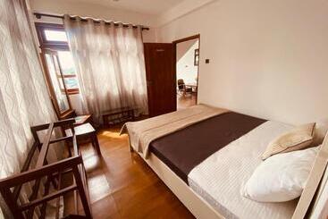 فندق Euphoria White House Nuwaraeliya