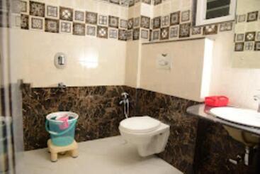 Отель Jp S International,guwahati