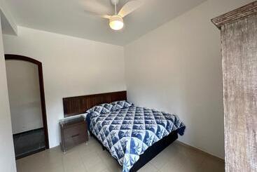 ホテル Pousada Jardim Da Enseada