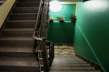 ホテル Shungatser Inn