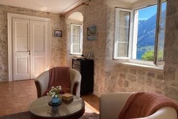 ホテル Villaoldmariner