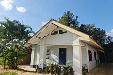 פנסיון Huean Fha Kram เฮือนฟ้าคราม โฮมสเตย์เชียงราย