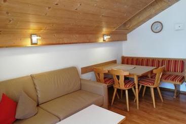 هتل Acla Valdafur Appartements