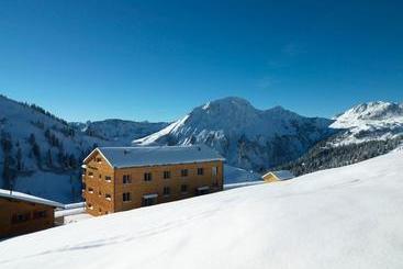 ホテル Appartementhaus Schesaplana