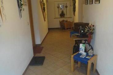 هتل Appartements Klapeer