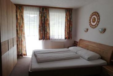 هتل Appartements Klara